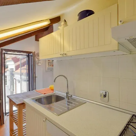 Awesome In With Kitchen بيت للعطل *
